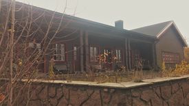 Bygningen sett fra hagen. Foto: Pål Giørtz (2015).