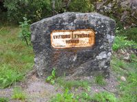 Grensemerke mellom Kviteseid og Fyresdal. RV 355. (Foto: Olav Momrak-Haugan, 2009)