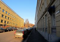 Grimstadgata, nr. 30 til venstre (1933). Foto: Stig Rune Pedersen (2013).