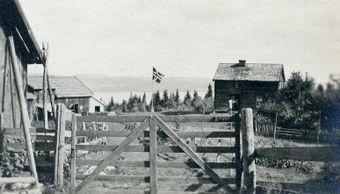 Gropen 1914 flagg.jpg