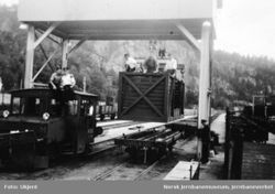 Grovane omlastingsbukk fra normalspor til smalspor og vv. "Sporbrudd".