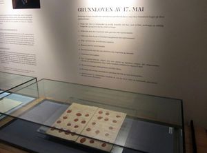 Grunnloven av 17 mai 1814 Stortinget 2014.jpg