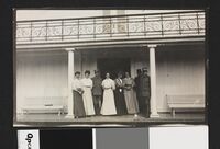 162. Gruppe foran Dal i Ullensaker - no-nb digifoto 20160415 00266 bldsa EYDE00123.jpg