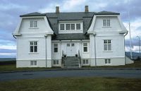 «Høfdi» ble i 1909 levert til den franske konsulen i Reykjavik. I dag statens representasjonshus.