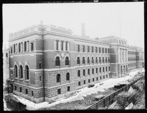 Høyesteretts hus - no-nb digifoto 20160211 00146 NB NS NM 00138.jpg