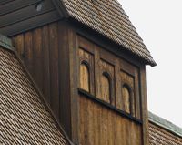 Takrytter ved Høyjord stavkirke. Foto: Stig Rune Pedersen