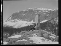 102. Haglebustøtta, Eggedal - no-nb digifoto 20150127 00020 NB MIT FNR 21278 D.jpg