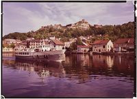 291. Halden mot Fredriksten Festning. - no-nb digifoto 20160511 00134 NB NKF P 01 B 025.jpg