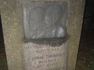 Halvard Torgersen gravminne.jpg