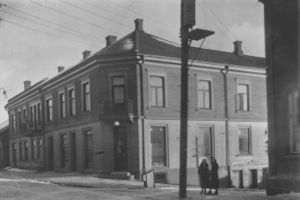 Halvorsethgården i Vestfossen (oeb-180324).jpg