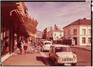 Hamar. - no-nb digifoto 20160519 00046 NB NKF P 05 A 051.jpg