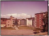 230. Hamar. Skoletorvet. - no-nb digifoto 20160519 00002 NB NKF P 05 A 002.jpg