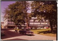 242. Hamar. Triangelen. - no-nb digifoto 20160519 00041 NB NKF P 05 A 046.jpg