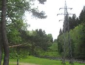 Strømmaster ut fra Hammeren kraftverk. Foto: Stig Rune Pedersen (2012).