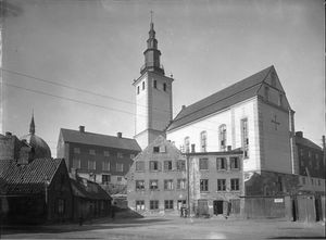 Hammersborg torg og Margaretakyrkan i 1925.jpg