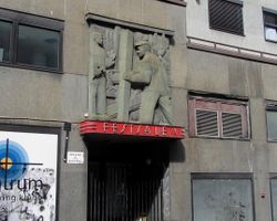 Bygningsarbeidernes hus, Hammersborggata 21 i Oslo (tidl. Henrik Ibsens gate). 1938, ark. Rinnan og Tveten. Foto: Stig Rune Pedersen (2013).