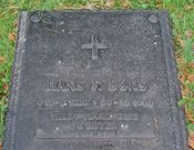 Gravminne, offiser og flypioner Hans Fleischer Dons. Foto: Stig Rune Pedersen