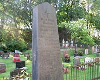 Hans Peter Ellefsen er gravlagt på Drøbak kirkegård. Foto: Stig Rune Pedersen