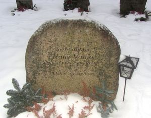 Hans Vatne gravminne.jpg