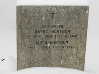 128. Harry Borthen gravminne.jpg
