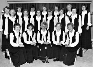 Harstad lille Damekor 1974.jpg