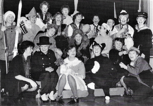 Harstad lille Damekor med barneforestilling.png