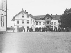 Hartmanns skole 01.jpg