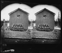 6. Hattfjelldal. Nye Præstegaard. Konfirmanter. Stereoskop. - NB bldsa OTO0801 A.jpg