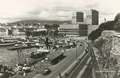 Havnebanen sett fra Akershus mot Rådhuset 1950. Foto: Karl Harstad (1950).