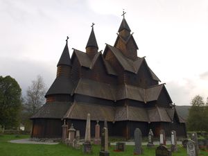 Heddal stavkirke 1.JPG
