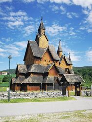 Heddal stavkirke. Foto: Therese Foldvik (2020)