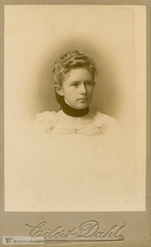 Helene Lind Schistad.png