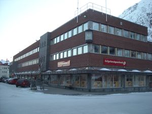 Helgeland Sparebanks bygg Mosjoeen.jpg