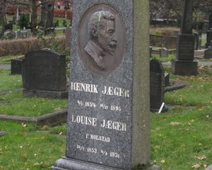 Henrik Bernhard Jæger gravminne Oslo.jpg