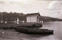 Badehuset til Villa Hemsen. Foto: Henning Sæther (1971).