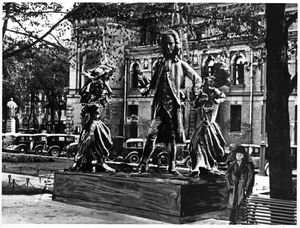 Holberg-statue 1.jpg