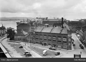 Holmens gate i Pipervika Oslo 1938 OB.A13385.jpg