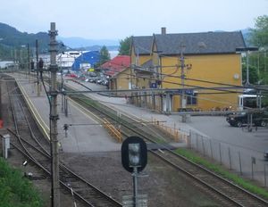 Holmestrand stasjon 2013.jpg