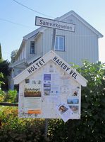 Oppslagstavle for Holtet hageby Vel ved Samvirkeveien. Foto: Stig Rune Pedersen