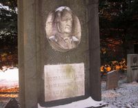 Honoratus Halling var sogneprest i Østre Aker 1875-85, og er gravlagt på kirkegården. Foto: Stig Rune Pedersen