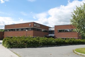 Hovedgården ungdomsskole 01.JPG