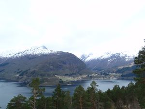 Hoydal (Volda) mot S.JPG