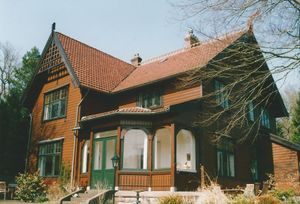 Huizen Flevolaan 2 Huizen.jpg