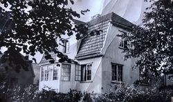 Hus nr. 8 i Flyvebyen sett fra Vestengveien.