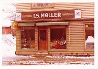 I.S. Møller ekvipering & konfeksjon, Strømsveien 60.