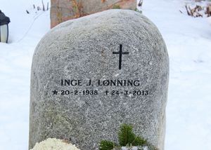 Inge Lønning gravminne Ullern.jpg