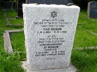 Høyre-politiker Jo Benkows gravminne. Foto: Stig Rune Pedersen