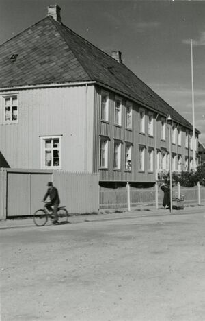 Jakhelln gården, Nordland - Riksantikvaren-T409 01 0116.jpg