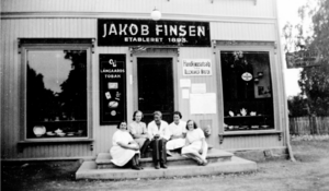 Jakob Finsens landhandel 1940.png