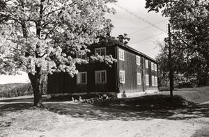 Jaren Mellom, Buskerud - Riksantikvaren-T052 01 0048.jpg